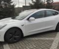 Белый Тесла Модель 3, объемом двигателя 0 л и пробегом 51 тыс. км за 16500 $, фото 6 на Automoto.ua