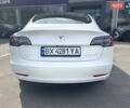 Белый Тесла Модель 3, объемом двигателя 0 л и пробегом 91 тыс. км за 22500 $, фото 9 на Automoto.ua