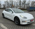 Білий Тесла Модель 3, об'ємом двигуна 0 л та пробігом 107 тис. км за 13800 $, фото 2 на Automoto.ua