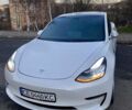 Білий Тесла Модель 3, об'ємом двигуна 0 л та пробігом 74 тис. км за 31500 $, фото 1 на Automoto.ua