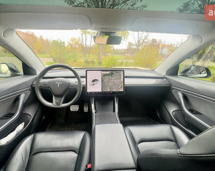 Белый Тесла Модель 3, объемом двигателя 0 л и пробегом 72 тыс. км за 25000 $, фото 12 на Automoto.ua