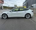 Тесла Модель 3 2020 в Киеве на Automoto.ua Белый Тесла Модель 3, объемом двигателя 0 л и пробегом 95 тыс. км за 17900 $, фото 6 на Automoto.ua