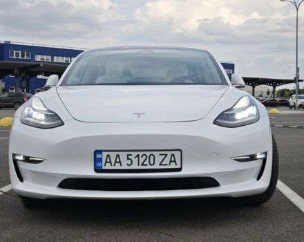 Белый Тесла Модель 3, объемом двигателя 0 л и пробегом 112 тыс. км за 24300 $, фото 4 на Automoto.ua