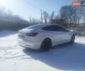 Белый Тесла Модель 3, объемом двигателя 0 л и пробегом 80 тыс. км за 26500 $, фото 2 на Automoto.ua
