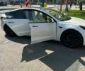 Белый Тесла Модель 3, объемом двигателя 0 л и пробегом 42 тыс. км за 14100 $, фото 3 на Automoto.ua
