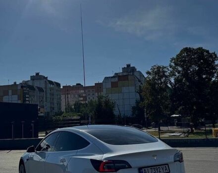 Білий Тесла Модель 3, об'ємом двигуна 0 л та пробігом 170 тис. км за 16000 $, фото 1 на Automoto.ua