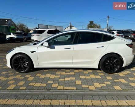 Белый Тесла Модель 3, объемом двигателя 0 л и пробегом 108 тыс. км за 17950 $, фото 8 на Automoto.ua