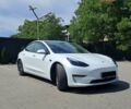 Тесла Модель 3 2020 в Ивано-Франковске на Automoto.ua Белый Тесла Модель 3, объемом двигателя 0 л и пробегом 105 тыс. км за 20950 $, фото 20 на Automoto.ua