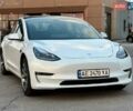Белый Тесла Модель 3, объемом двигателя 0 л и пробегом 65 тыс. км за 17200 $, фото 1 на Automoto.ua