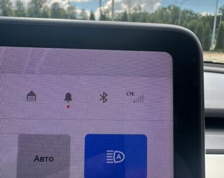 Белый Тесла Модель 3, объемом двигателя 0 л и пробегом 100 тыс. км за 17600 $, фото 11 на Automoto.ua