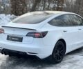 Белый Тесла Модель 3, объемом двигателя 0 л и пробегом 90 тыс. км за 19999 $, фото 7 на Automoto.ua