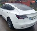 Білий Тесла Модель 3, об'ємом двигуна 0 л та пробігом 86 тис. км за 17500 $, фото 3 на Automoto.ua