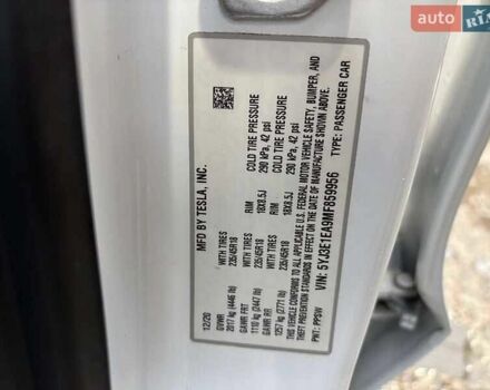 Белый Тесла Модель 3, объемом двигателя 0 л и пробегом 120 тыс. км за 16500 $, фото 9 на Automoto.ua