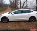 Белый Тесла Модель 3, объемом двигателя 75 л и пробегом 77 тыс. км за 16000 $, фото 3 на Automoto.ua