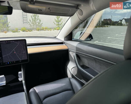 Тесла Модель 3 2020 у Луцьку на Automoto.ua Білий Тесла Модель 3, об'ємом двигуна 0 л та пробігом 107 тис. км за 16100 $, фото 25 на Automoto.ua
