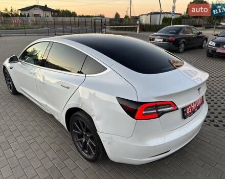 Білий Тесла Модель 3, об'ємом двигуна 0 л та пробігом 221 тис. км за 12700 $, фото 9 на Automoto.ua