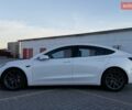 Білий Тесла Модель 3, об'ємом двигуна 0 л та пробігом 117 тис. км за 18800 $, фото 4 на Automoto.ua