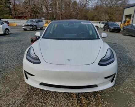 Белый Тесла Модель 3, объемом двигателя 0 л и пробегом 72 тыс. км за 4000 $, фото 4 на Automoto.ua