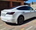 Білий Тесла Модель 3, об'ємом двигуна 0 л та пробігом 50 тис. км за 20674 $, фото 12 на Automoto.ua
