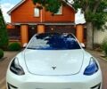Білий Тесла Модель 3, об'ємом двигуна 0.15 л та пробігом 73 тис. км за 20500 $, фото 1 на Automoto.ua