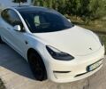 Белый Тесла Модель 3, объемом двигателя 0 л и пробегом 105 тыс. км за 20500 $, фото 1 на Automoto.ua