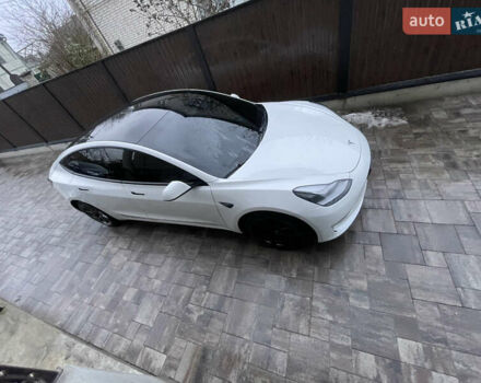 Белый Тесла Модель 3, объемом двигателя 0 л и пробегом 60 тыс. км за 19000 $, фото 9 на Automoto.ua