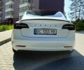 Белый Тесла Модель 3, объемом двигателя 0 л и пробегом 52 тыс. км за 22500 $, фото 3 на Automoto.ua