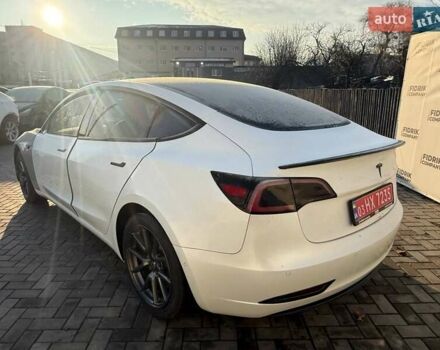 Білий Тесла Модель 3, об'ємом двигуна 0 л та пробігом 200 тис. км за 13300 $, фото 4 на Automoto.ua