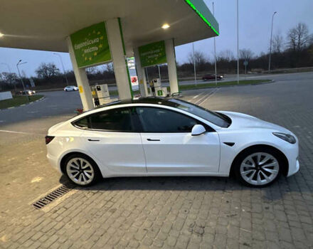 Белый Тесла Модель 3, объемом двигателя 0 л и пробегом 91 тыс. км за 22100 $, фото 3 на Automoto.ua