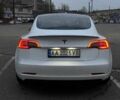 Білий Тесла Модель 3, об'ємом двигуна 0 л та пробігом 60 тис. км за 368 $, фото 4 на Automoto.ua