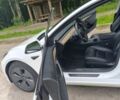Белый Тесла Модель 3, объемом двигателя 0 л и пробегом 60 тыс. км за 13900 $, фото 15 на Automoto.ua
