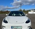 Білий Тесла Модель 3, об'ємом двигуна 0 л та пробігом 45 тис. км за 23000 $, фото 2 на Automoto.ua