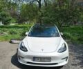 Белый Тесла Модель 3, объемом двигателя 0 л и пробегом 65 тыс. км за 18500 $, фото 11 на Automoto.ua