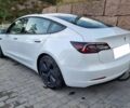 Белый Тесла Модель 3, объемом двигателя 0 л и пробегом 49 тыс. км за 12500 $, фото 3 на Automoto.ua