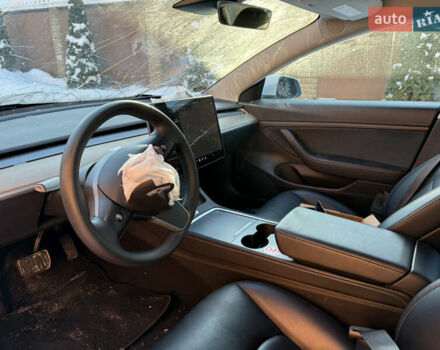 Белый Тесла Модель 3, объемом двигателя 0 л и пробегом 77 тыс. км за 14300 $, фото 9 на Automoto.ua