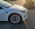 Белый Тесла Модель 3, объемом двигателя 0 л и пробегом 74 тыс. км за 17999 $, фото 5 на Automoto.ua
