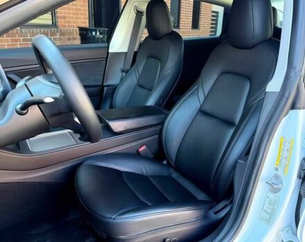 Білий Тесла Модель 3, об'ємом двигуна 0 л та пробігом 10 тис. км за 9400 $, фото 7 на Automoto.ua