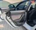 Білий Тесла Модель 3, об'ємом двигуна 0 л та пробігом 164 тис. км за 18499 $, фото 56 на Automoto.ua