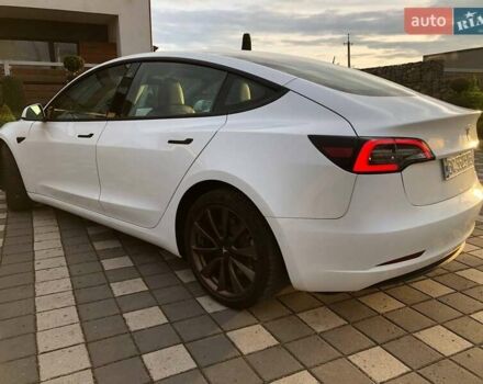 Белый Тесла Модель 3, объемом двигателя 0 л и пробегом 105 тыс. км за 16950 $, фото 30 на Automoto.ua
