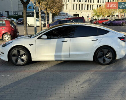 Білий Тесла Модель 3, об'ємом двигуна 0 л та пробігом 188 тис. км за 16500 $, фото 12 на Automoto.ua