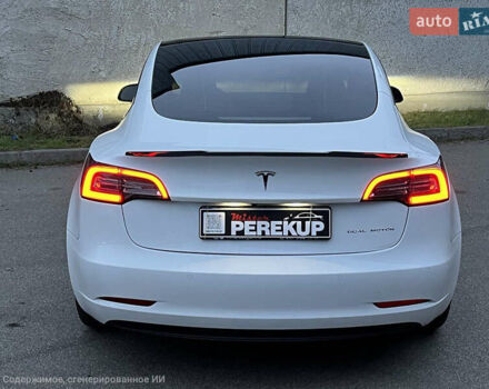 Белый Тесла Модель 3, объемом двигателя 0 л и пробегом 52 тыс. км за 21500 $, фото 7 на Automoto.ua