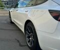 Білий Тесла Модель 3, об'ємом двигуна 0 л та пробігом 165 тис. км за 16900 $, фото 6 на Automoto.ua