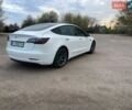 Білий Тесла Модель 3, об'ємом двигуна 0 л та пробігом 180 тис. км за 15900 $, фото 2 на Automoto.ua