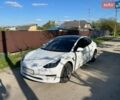 Белый Тесла Модель 3, объемом двигателя 0 л и пробегом 43 тыс. км за 21999 $, фото 1 на Automoto.ua