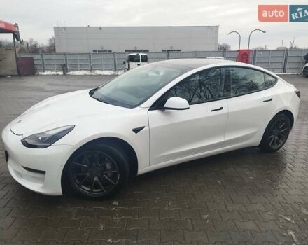 Білий Тесла Модель 3, об'ємом двигуна 0 л та пробігом 79 тис. км за 16200 $, фото 1 на Automoto.ua