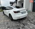 Білий Тесла Модель 3, об'ємом двигуна 0 л та пробігом 91 тис. км за 18000 $, фото 2 на Automoto.ua