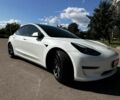 Білий Тесла Модель 3, об'ємом двигуна 0 л та пробігом 108 тис. км за 22000 $, фото 1 на Automoto.ua