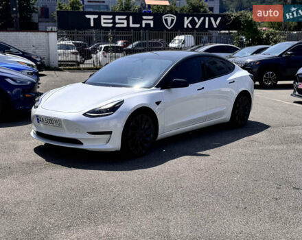 Белый Тесла Модель 3, объемом двигателя 0 л и пробегом 69 тыс. км за 23500 $, фото 18 на Automoto.ua