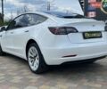 Белый Тесла Модель 3, объемом двигателя 0 л и пробегом 126 тыс. км за 21300 $, фото 4 на Automoto.ua