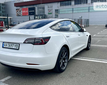 Белый Тесла Модель 3, объемом двигателя 0 л и пробегом 56 тыс. км за 26999 $, фото 14 на Automoto.ua